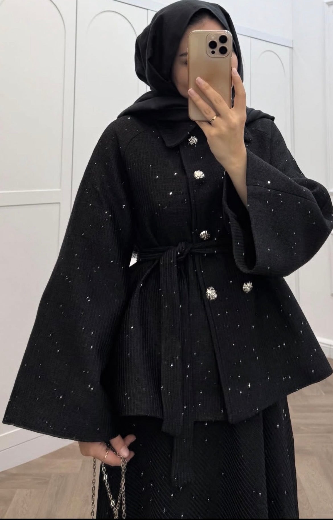 LUX